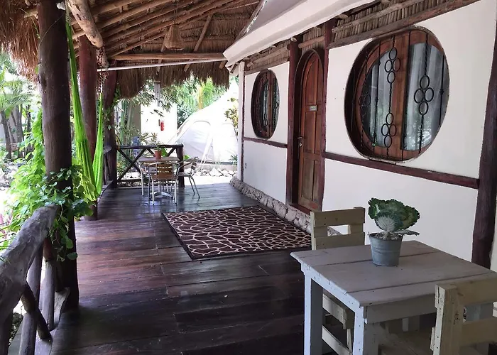 Harmony Glamping Boutique And Yoga 2*