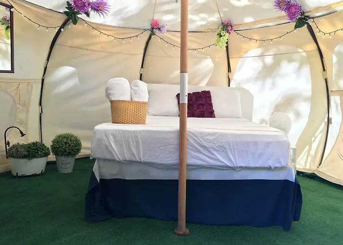 Hotel Harmony Glamping Boutique And Yoga 2*